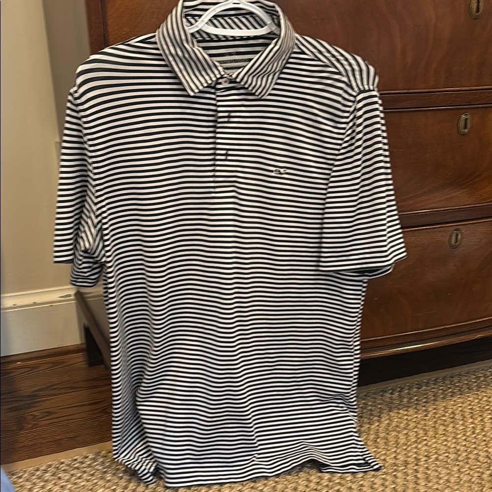 Boys Vinyard Vines Performance golf shirt size XL.